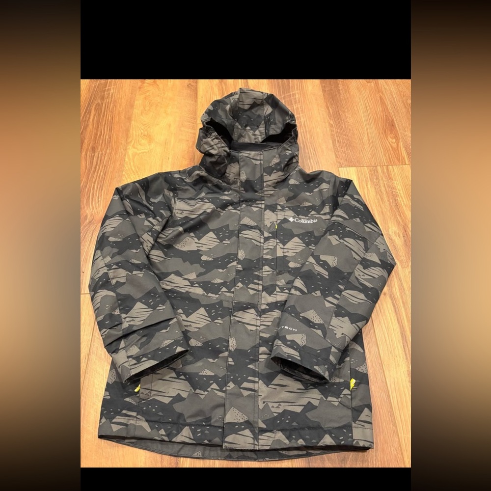 Columbia youth Omni‑Heat winter jacket– Size Medium (10/12)